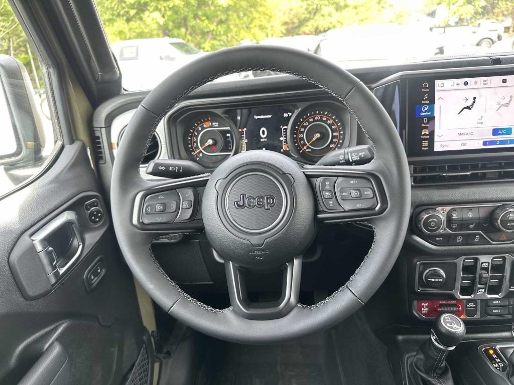 new 2025 Jeep Wrangler car, priced at $41,758