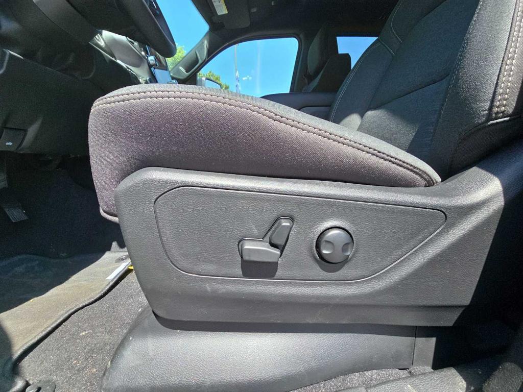 new 2025 Ram 1500 car, priced at $49,445