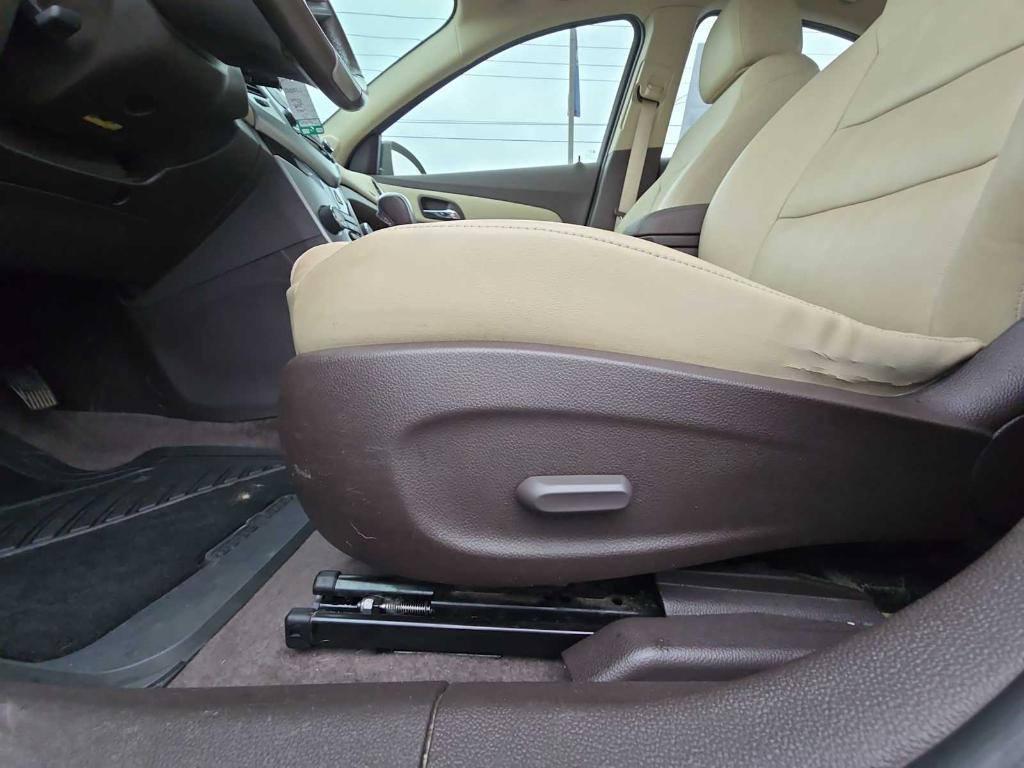 used 2015 Chevrolet Cruze car, priced at $9,927