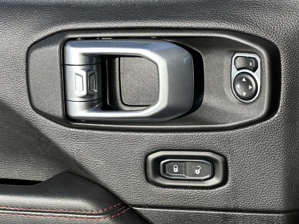 used 2020 Jeep Wrangler Unlimited car, priced at $34,371