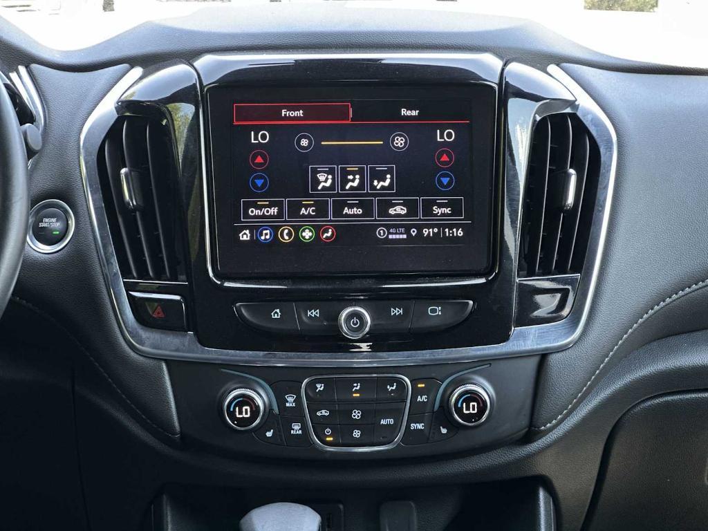 used 2023 Chevrolet Traverse car, priced at $28,536