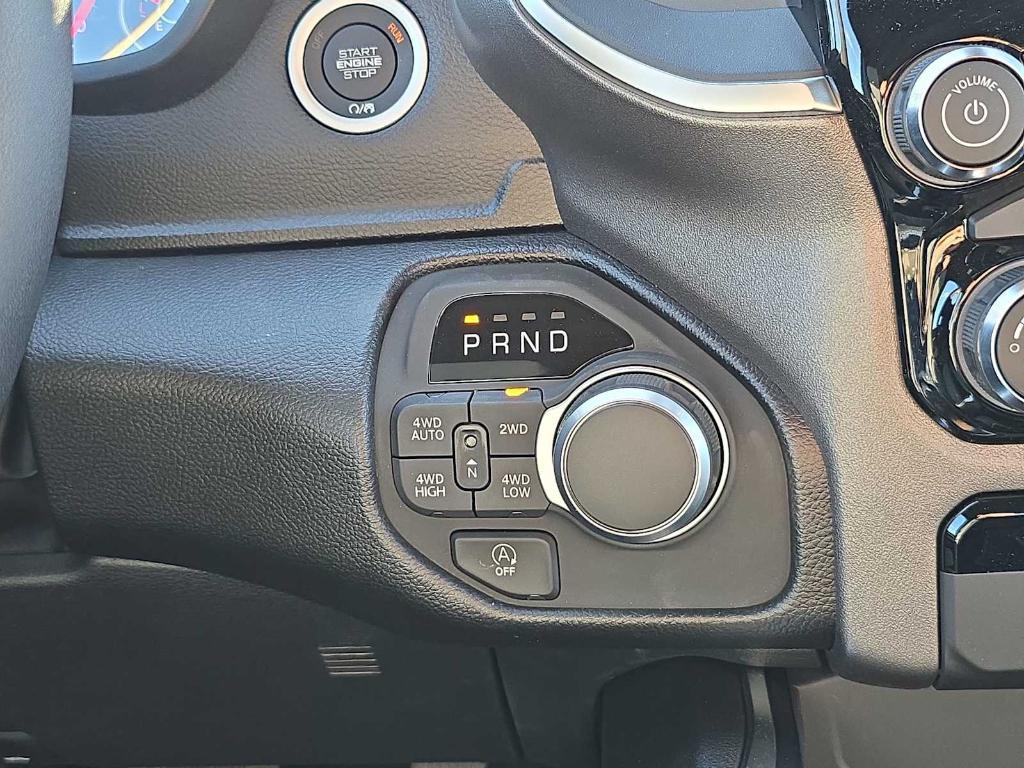 new 2025 Ram 1500 car, priced at $46,472