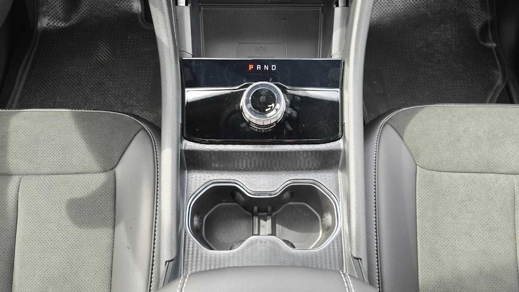 new 2025 Jeep Grand Cherokee car, priced at $42,760