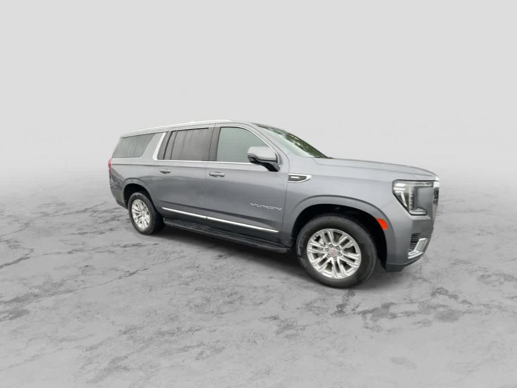 used 2022 GMC Yukon XL car, priced at $42,723