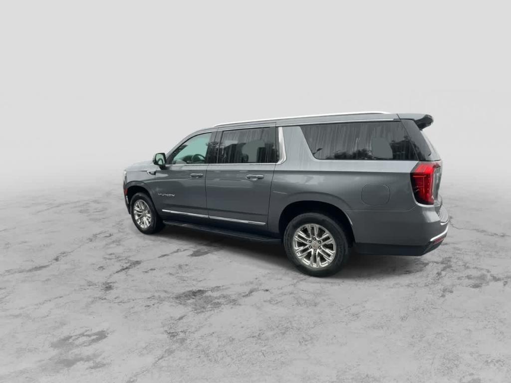 used 2022 GMC Yukon XL car, priced at $42,723