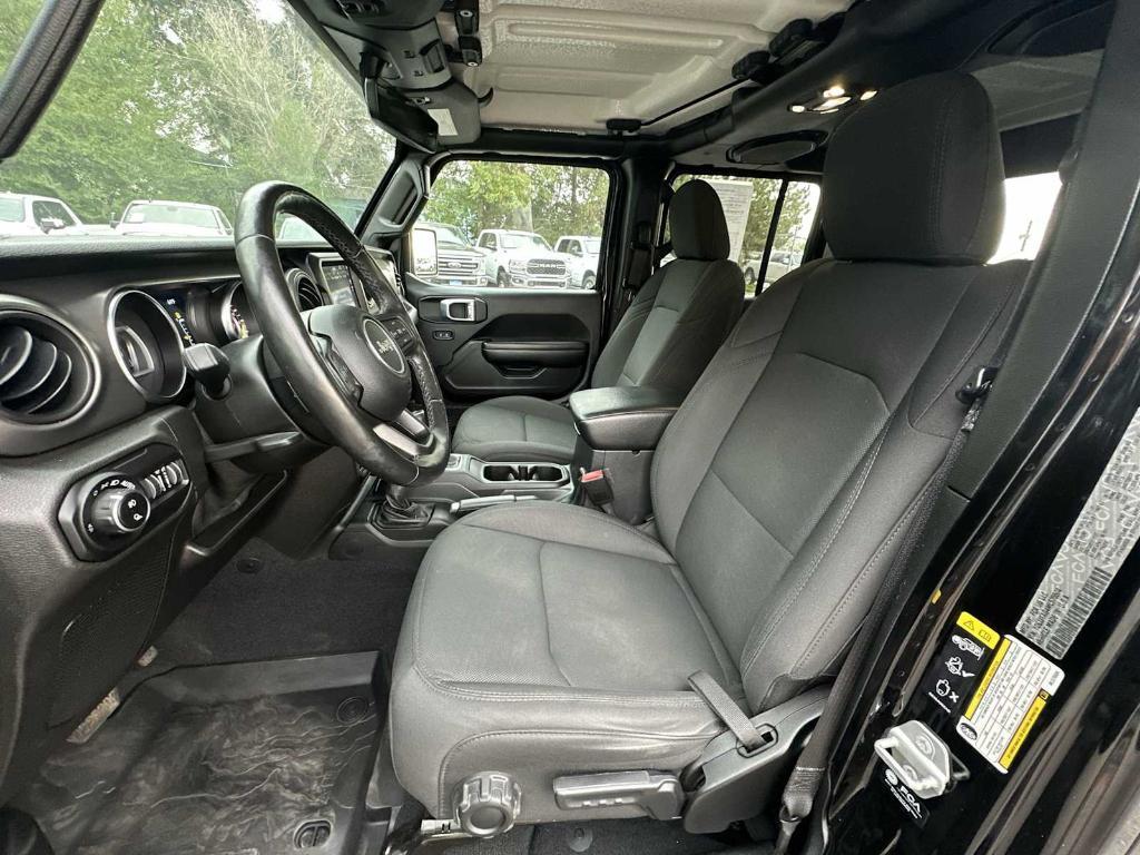 used 2021 Jeep Gladiator car, priced at $28,819