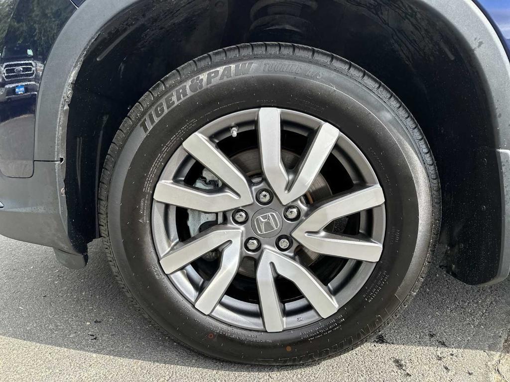 used 2022 Honda Pilot car, priced at $35,370