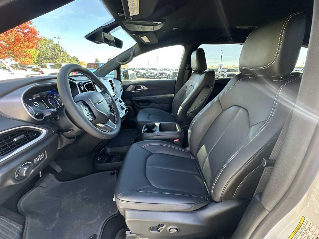 new 2026 Chrysler Voyager car, priced at $38,694