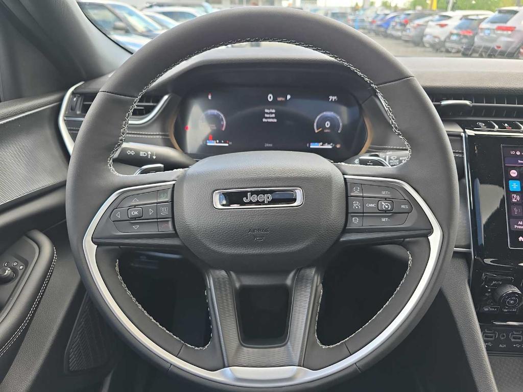 new 2025 Jeep Grand Cherokee L car, priced at $43,424