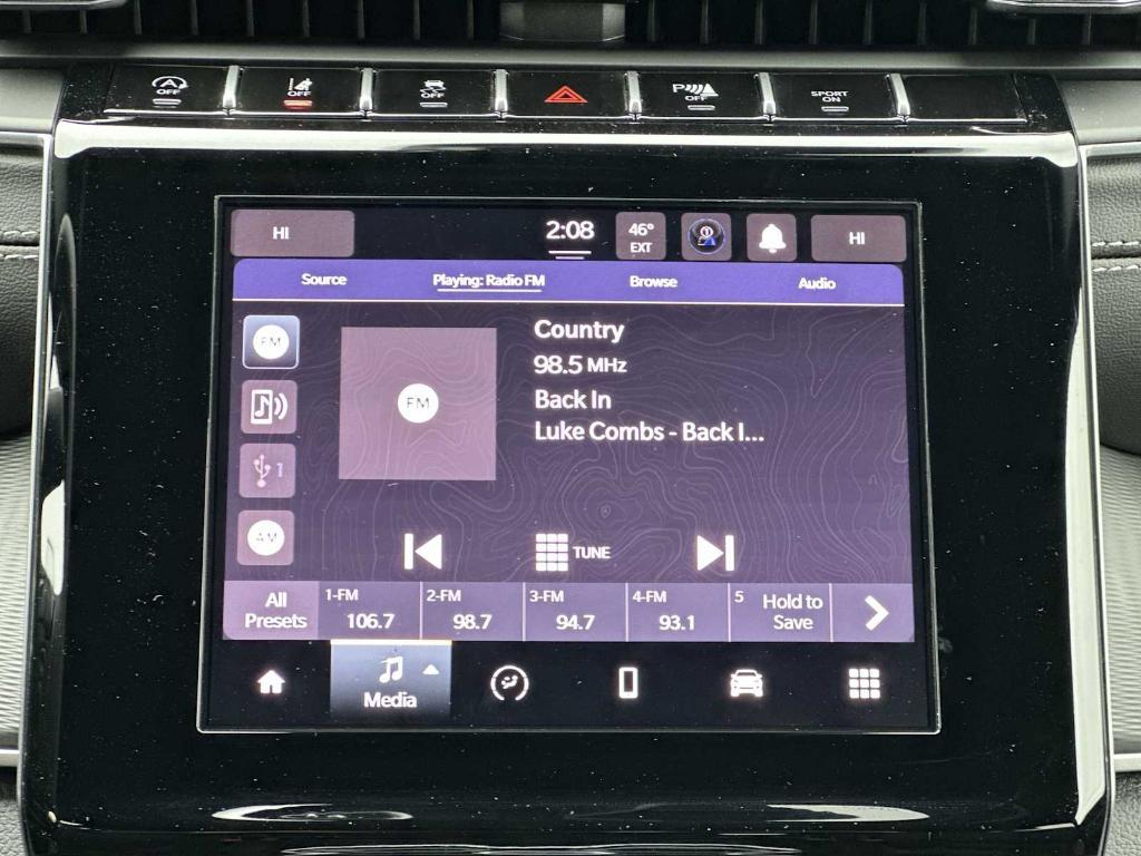 new 2025 Jeep Grand Cherokee car, priced at $38,375