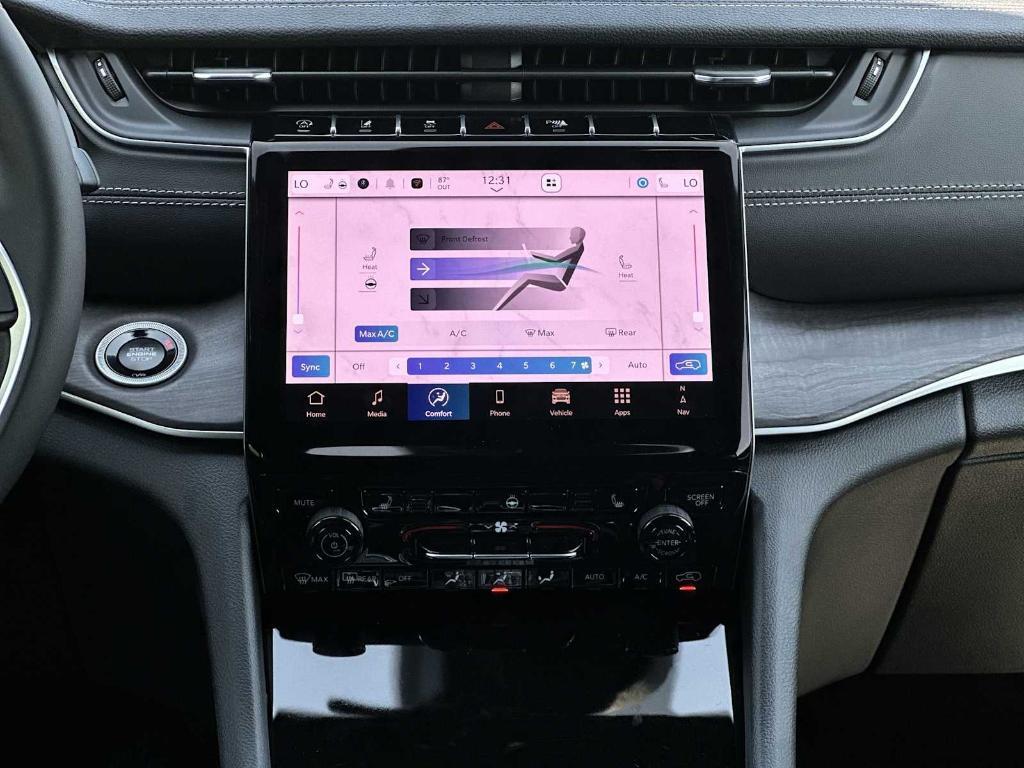 new 2025 Jeep Grand Cherokee car, priced at $45,708