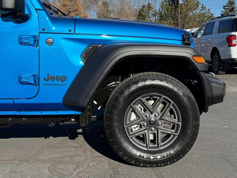 new 2025 Jeep Wrangler car, priced at $41,562