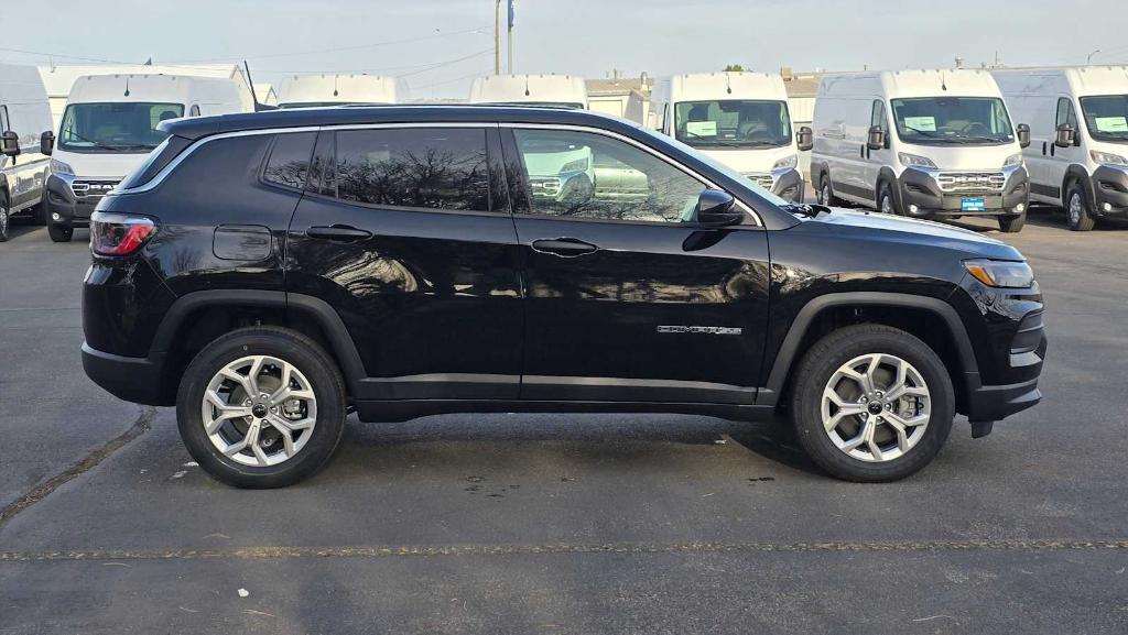 new 2025 Jeep Compass car, priced at $26,720