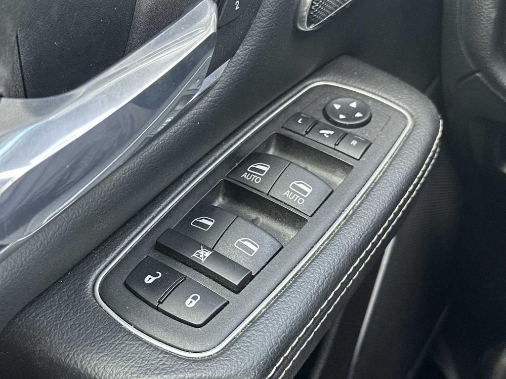 used 2024 Ram 1500 car, priced at $40,887