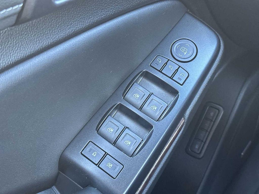 used 2020 GMC Yukon car, priced at $33,785