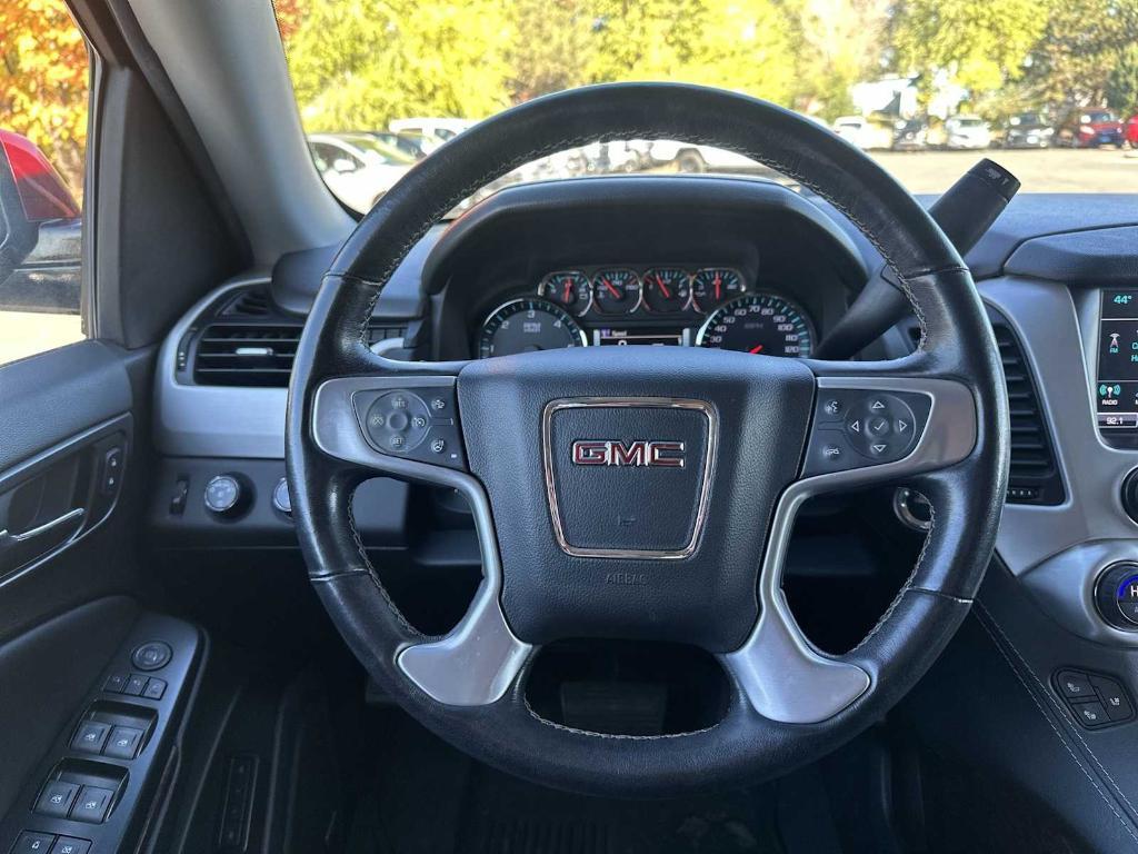 used 2020 GMC Yukon car, priced at $33,785