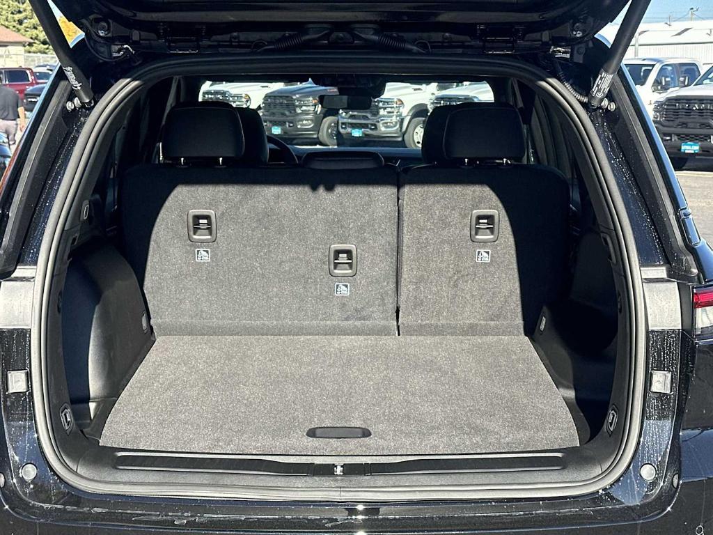 new 2025 Jeep Grand Cherokee car, priced at $50,485