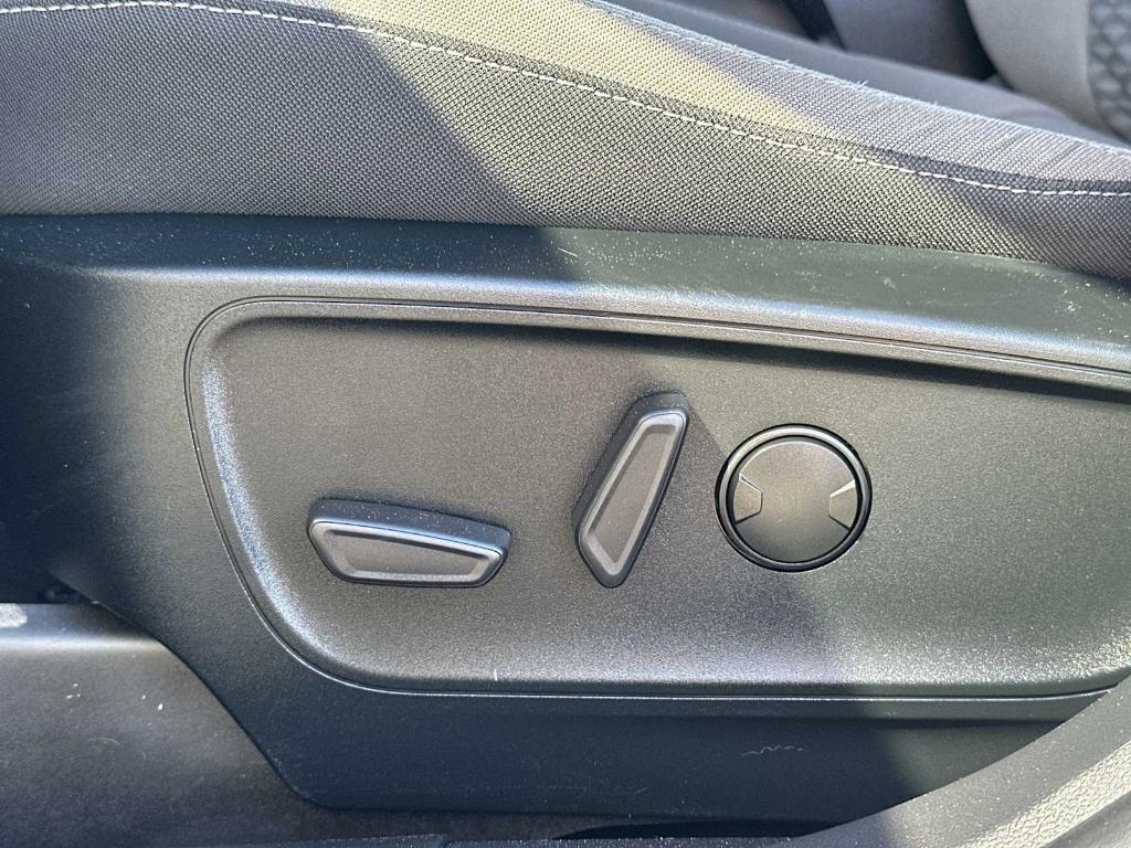 used 2022 Ford Escape car, priced at $23,087