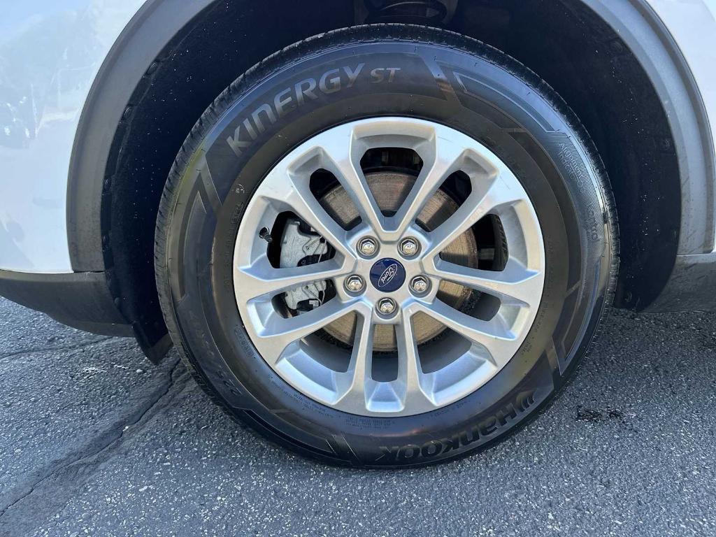 used 2022 Ford Escape car, priced at $23,087