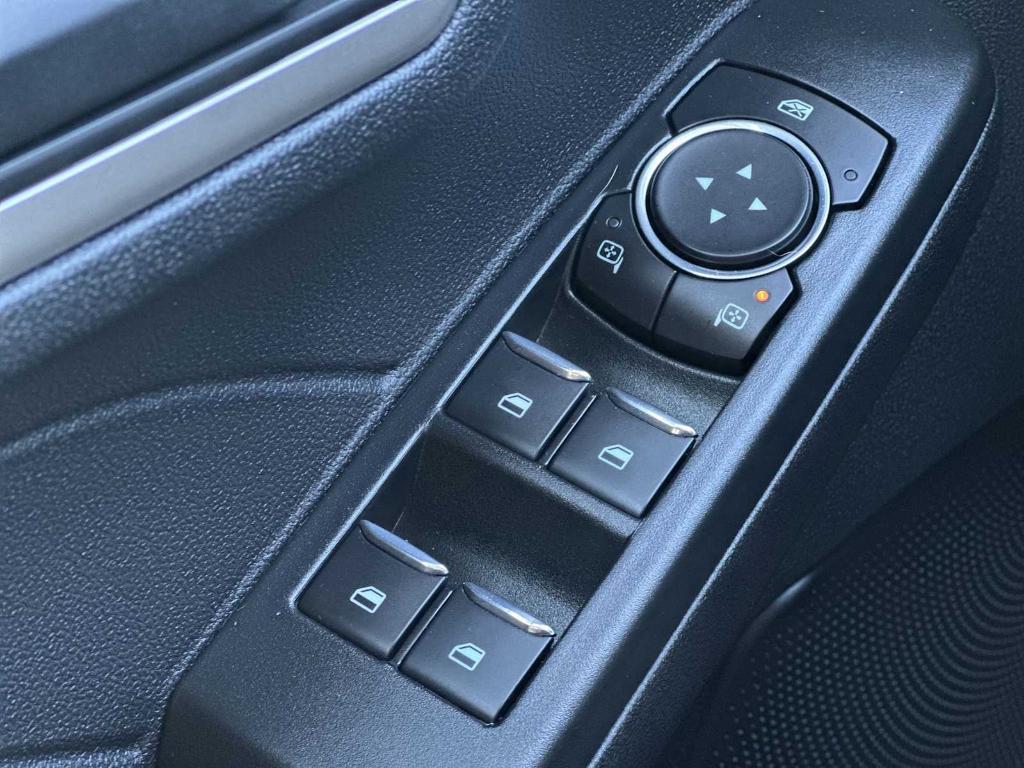 used 2022 Ford Escape car, priced at $23,087