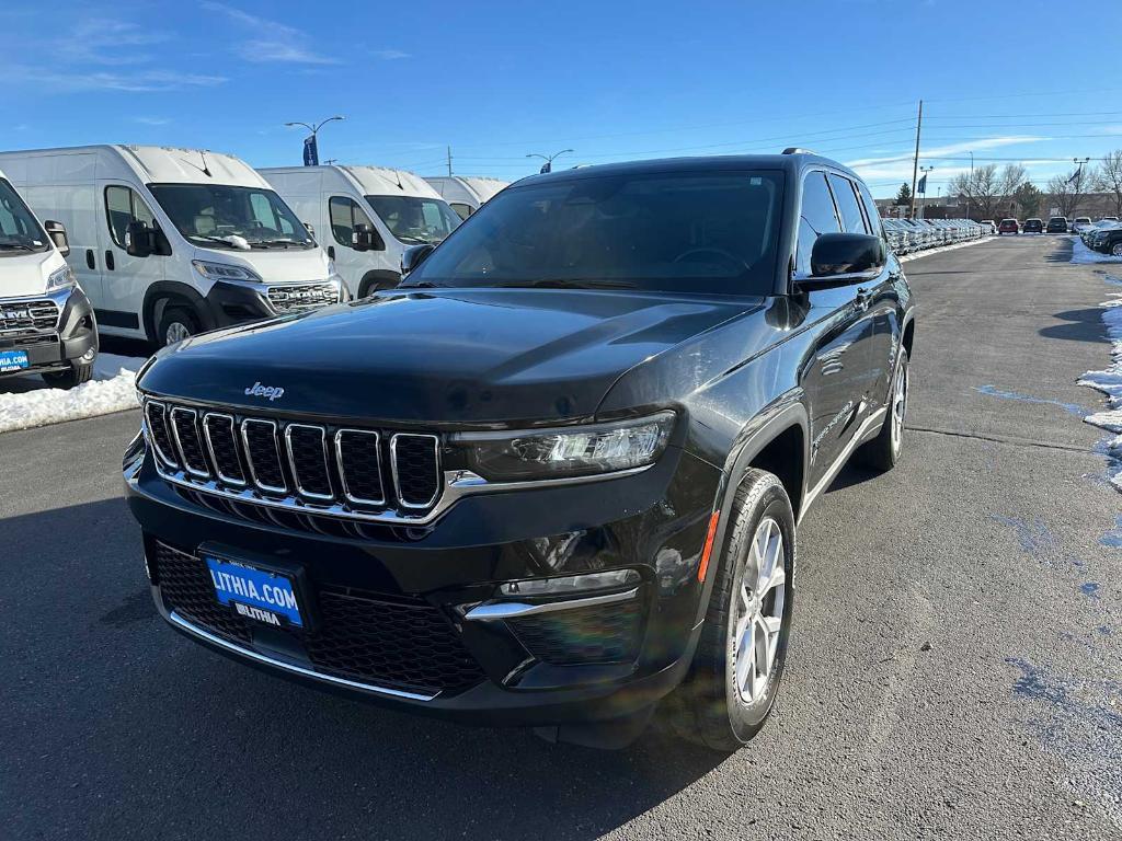 used 2022 Jeep Grand Cherokee car, priced at $31,239