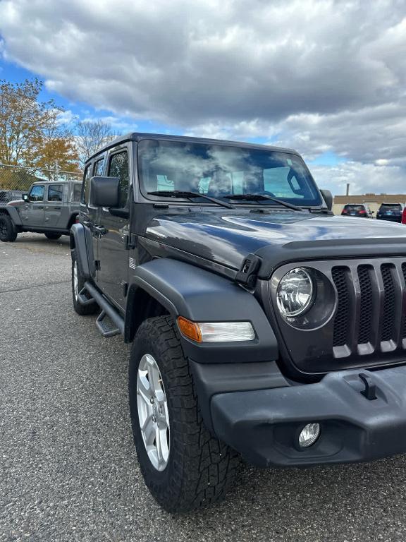 used 2019 Jeep Wrangler Unlimited car, priced at $23,271