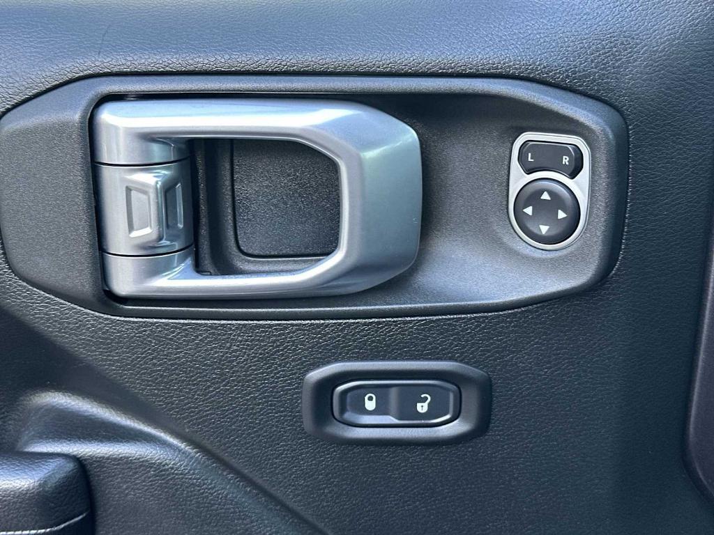 used 2019 Jeep Wrangler Unlimited car, priced at $19,673