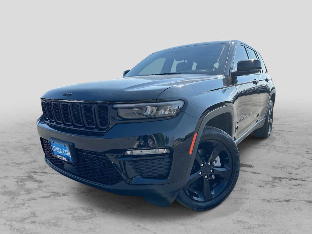 used 2024 Jeep Grand Cherokee car, priced at $40,744