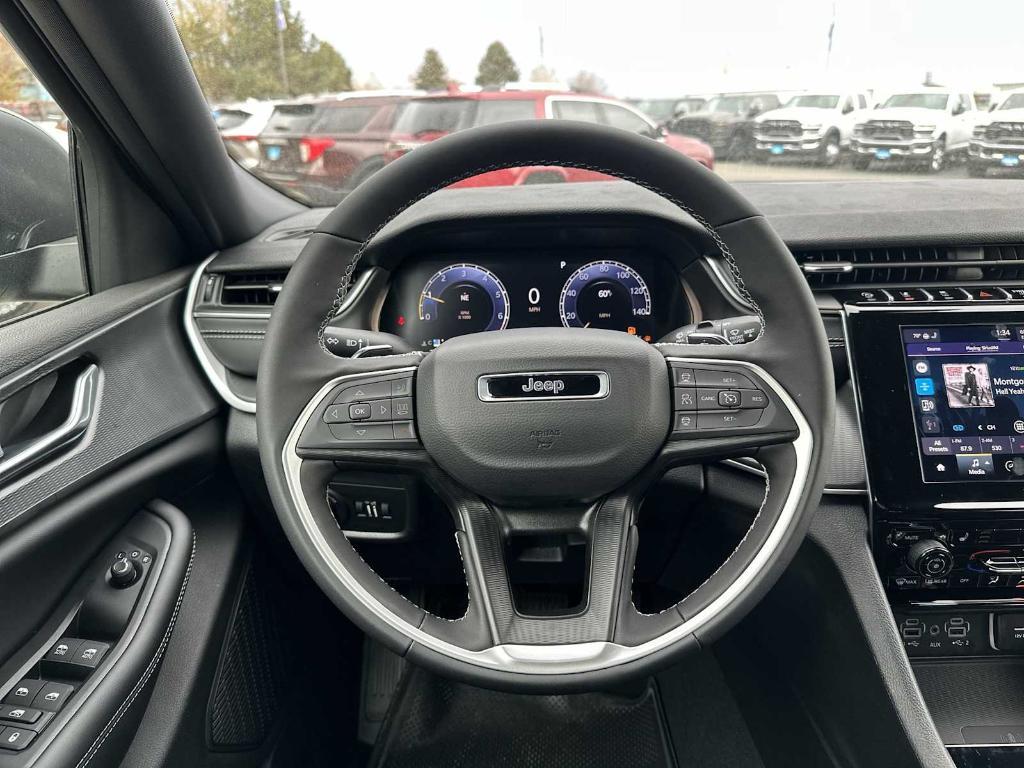 new 2025 Jeep Grand Cherokee L car, priced at $39,336