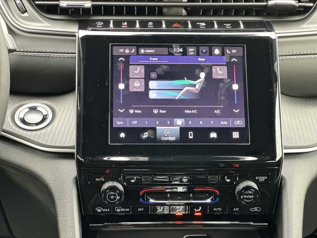 new 2025 Jeep Grand Cherokee L car, priced at $39,336