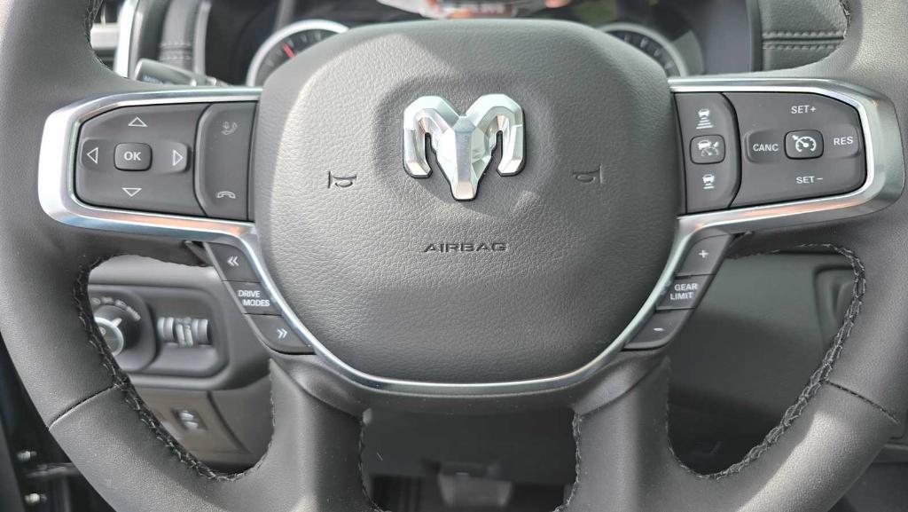 new 2025 Ram 1500 car, priced at $60,971