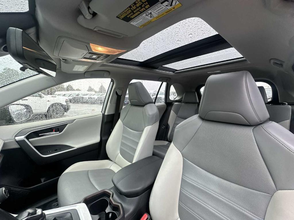 used 2020 Toyota RAV4 Hybrid car, priced at $27,226