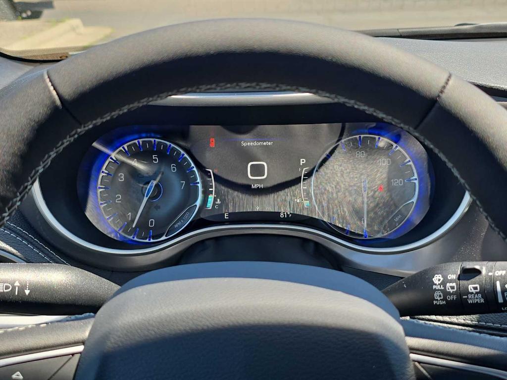 new 2025 Chrysler Pacifica car, priced at $43,479