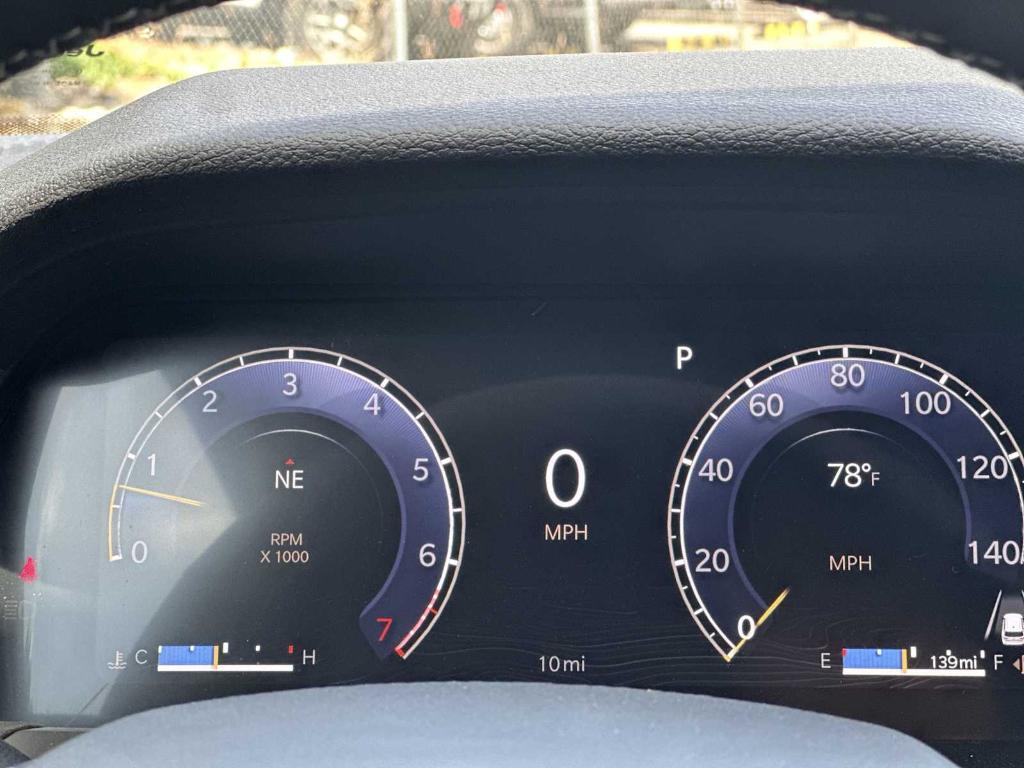 new 2025 Jeep Grand Cherokee car, priced at $44,570
