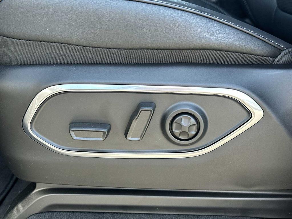new 2025 Jeep Wagoneer car, priced at $72,874