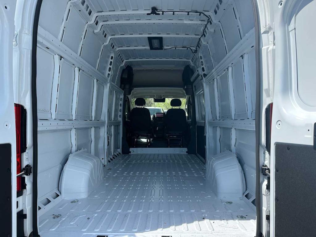 new 2024 Ram ProMaster 3500 car, priced at $46,373