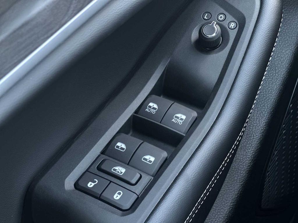 new 2025 Jeep Grand Cherokee car, priced at $42,961