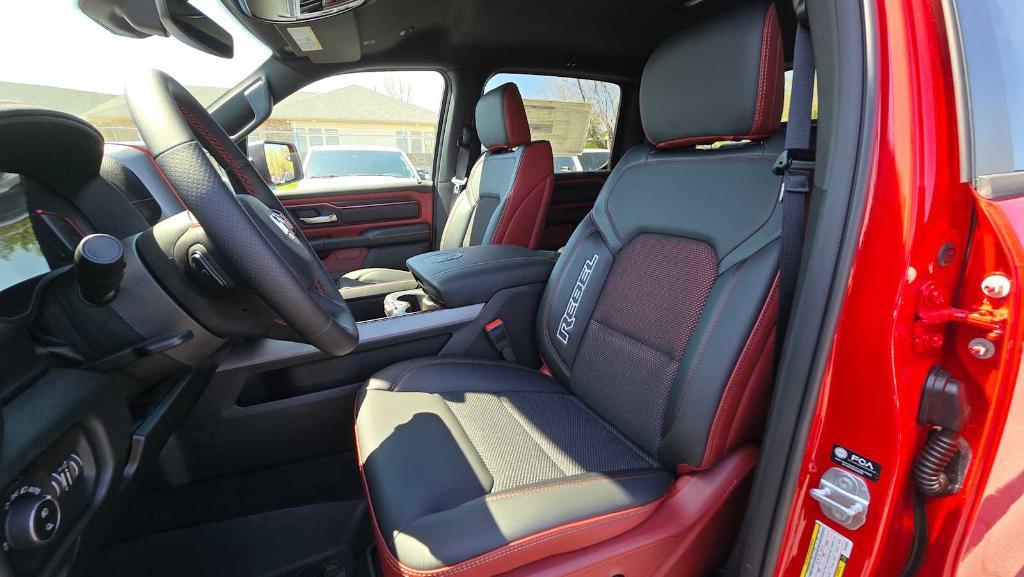 new 2025 Ram 1500 car, priced at $52,921