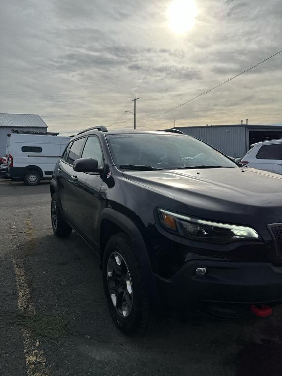used 2020 Jeep Cherokee car, priced at $18,907