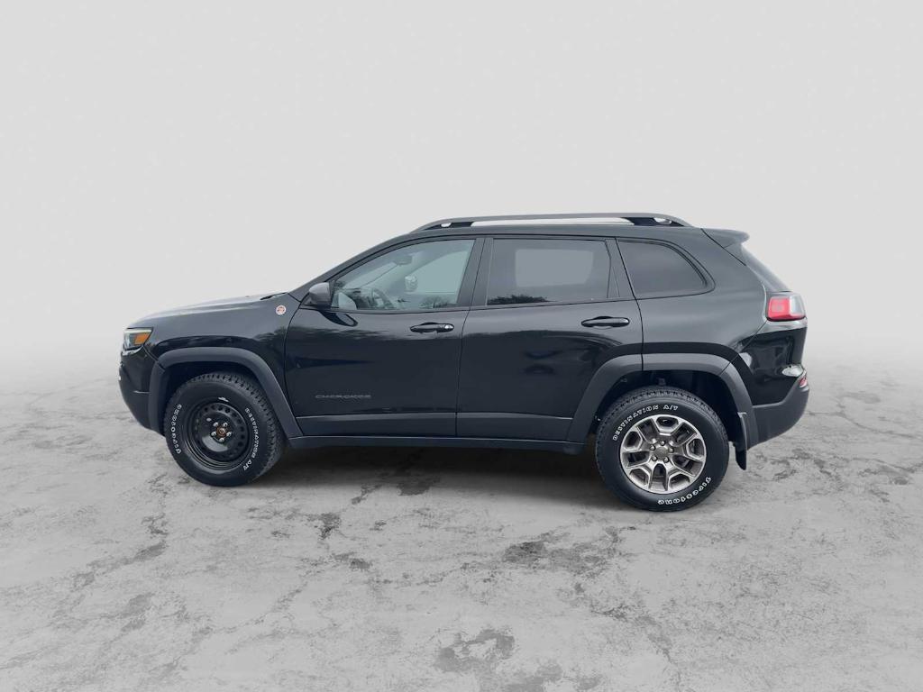 used 2020 Jeep Cherokee car, priced at $18,025