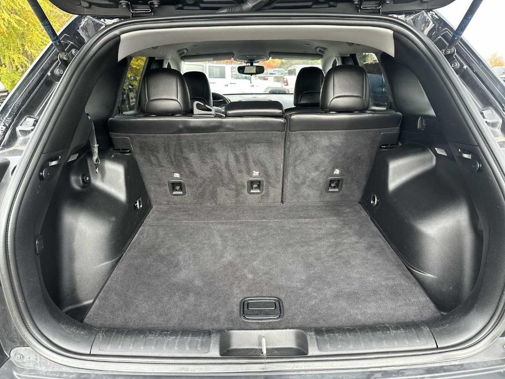 used 2020 Jeep Cherokee car, priced at $18,025