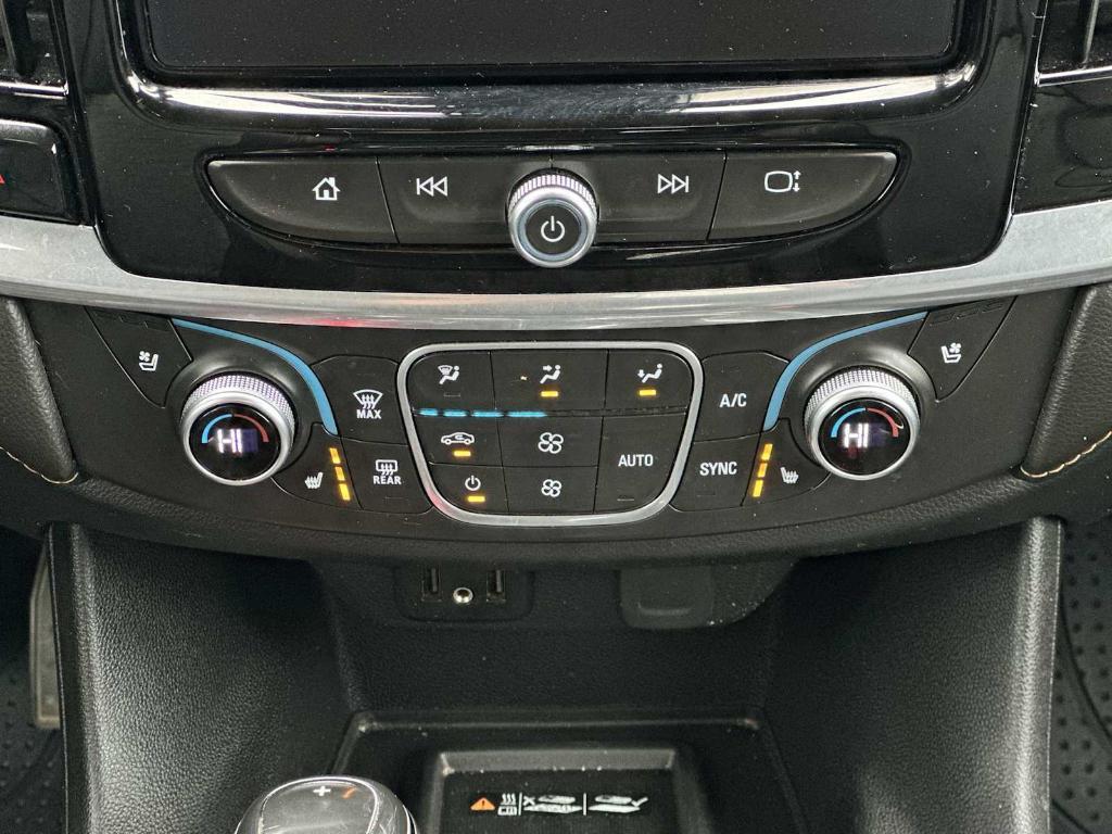 used 2019 Chevrolet Traverse car, priced at $22,092