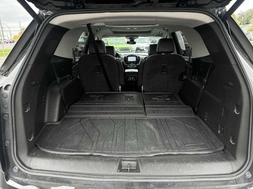used 2019 Chevrolet Traverse car, priced at $22,092