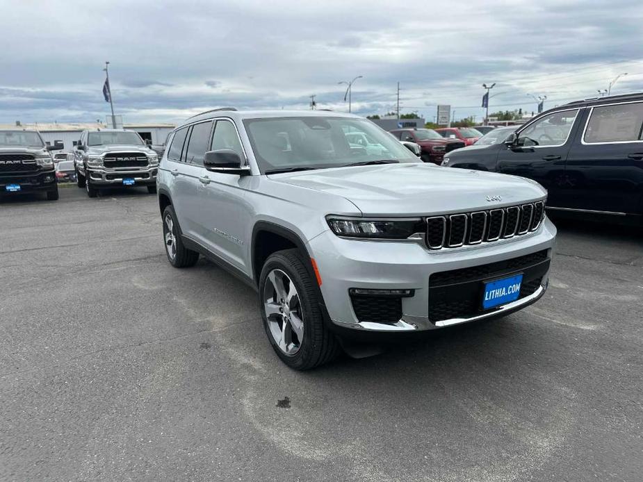 new 2024 Jeep Grand Cherokee L car, priced at $52,545