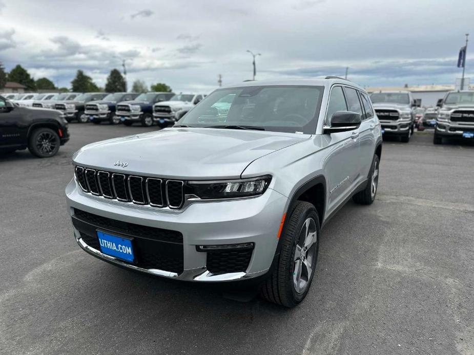 new 2024 Jeep Grand Cherokee L car, priced at $52,545