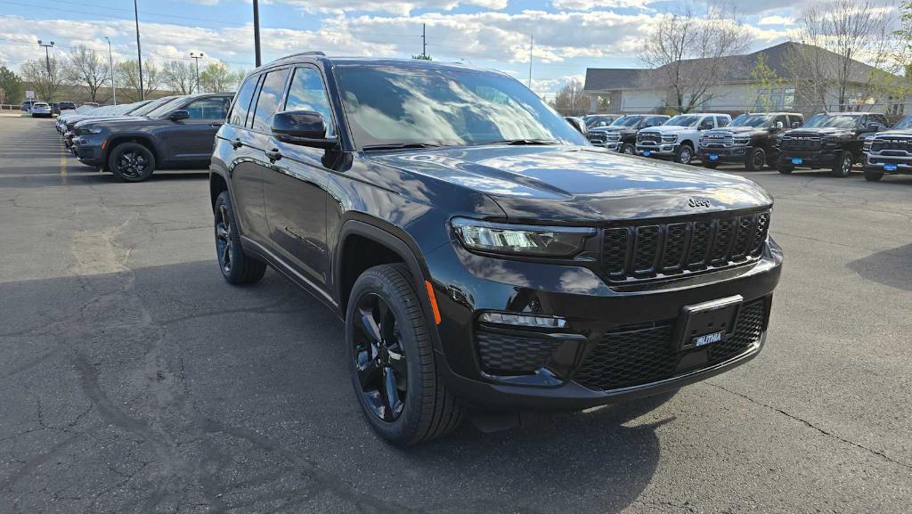 new 2025 Jeep Grand Cherokee car, priced at $50,824
