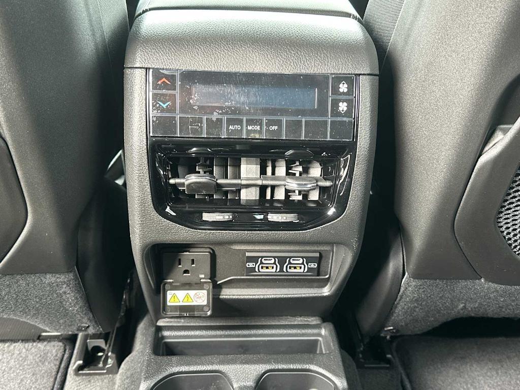 new 2025 Jeep Grand Cherokee L car, priced at $42,613