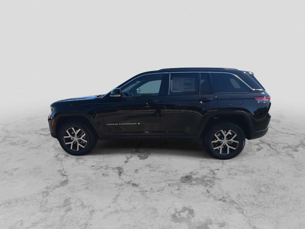 new 2025 Jeep Grand Cherokee car, priced at $43,349