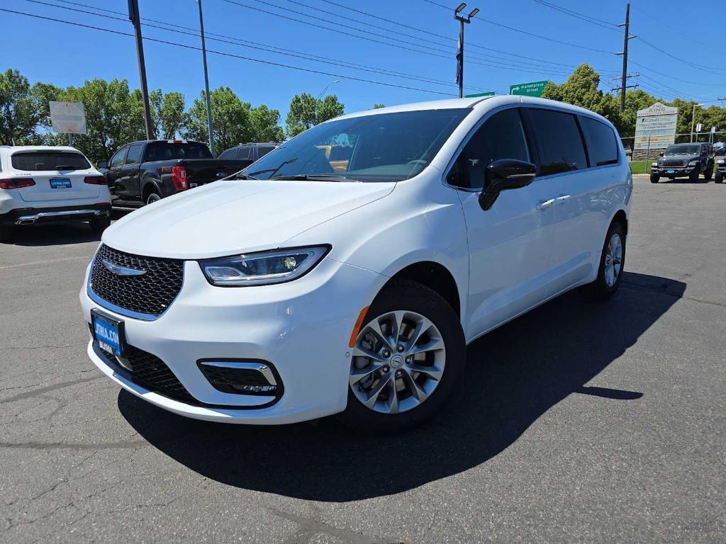 new 2025 Chrysler Pacifica car, priced at $45,192