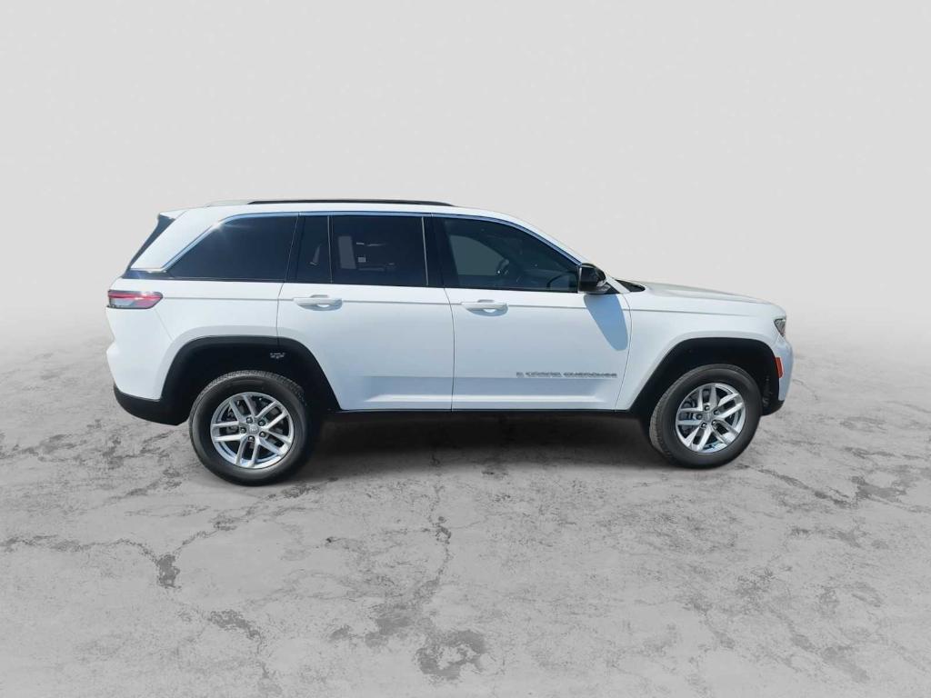 new 2025 Jeep Grand Cherokee car, priced at $35,672